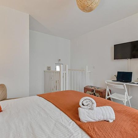 Charmant Duplex A Deux Pas De Paris Et Du Rer B Жантили Екстериор снимка